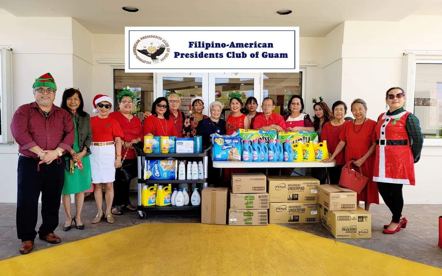 Filipino American Presidents Club donates to care center